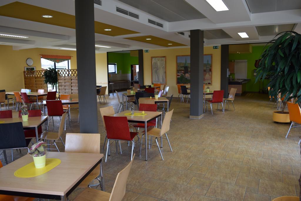 Euroville Jugend- Und Sporthotel Naumburg  Exteriör bild