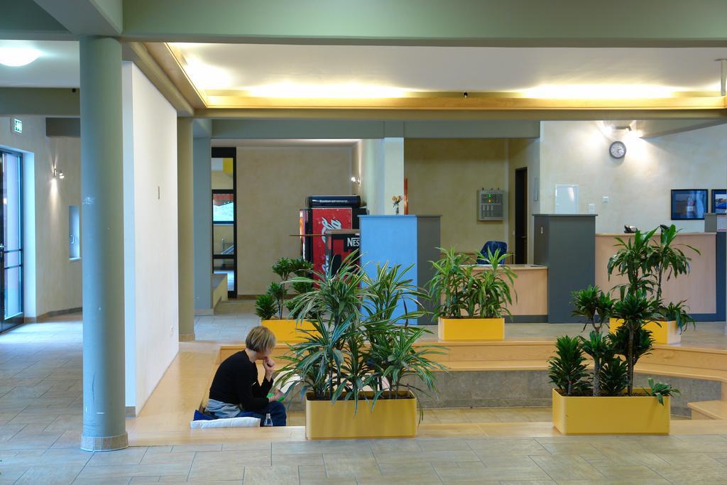 Euroville Jugend- Und Sporthotel Naumburg  Exteriör bild