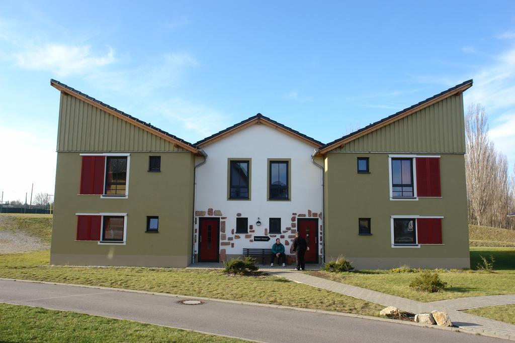 Euroville Jugend- Und Sporthotel Naumburg  Exteriör bild