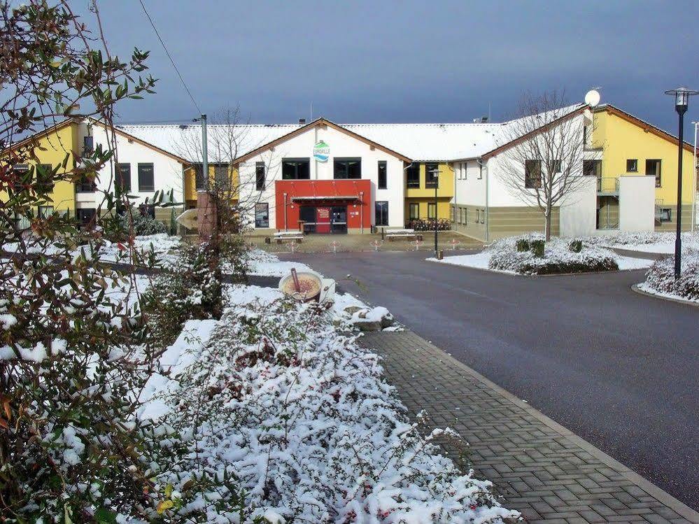 Euroville Jugend- Und Sporthotel Naumburg  Exteriör bild